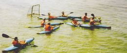 Polo-Kanus der Kanuvermietung Segelschule Pln